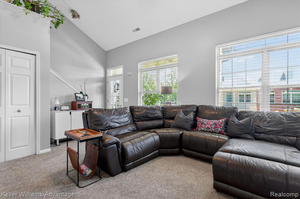 446 Old Pine Way, Walled Lake, MI 48390 — Photo 10