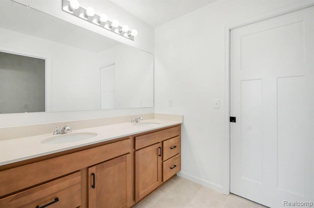 71615 Hidden River Drive, Armada, MI — Photo 29