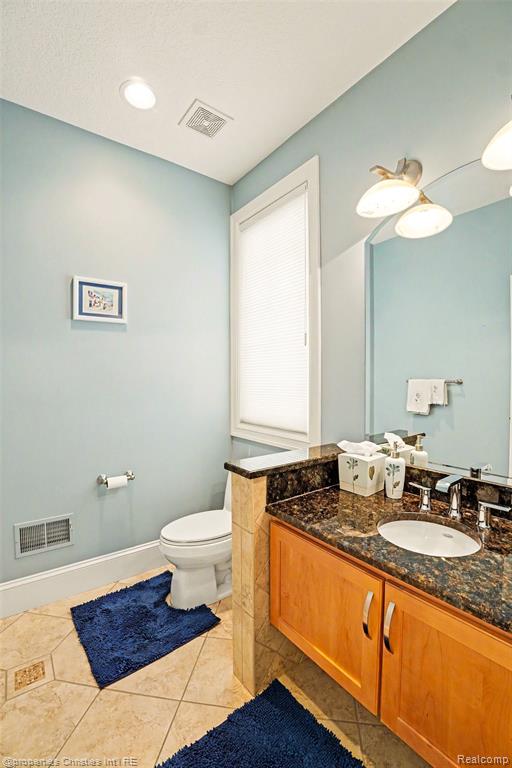 16987 Kings Fairway Lane, Grand Blanc, MI 48439 — Photo 35