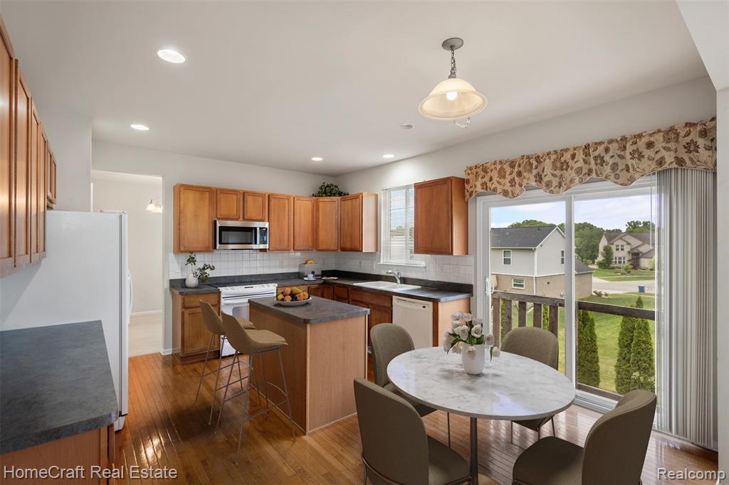 7970 HALLIE Drive, Ypsilanti, MI 48198 — Photo 5