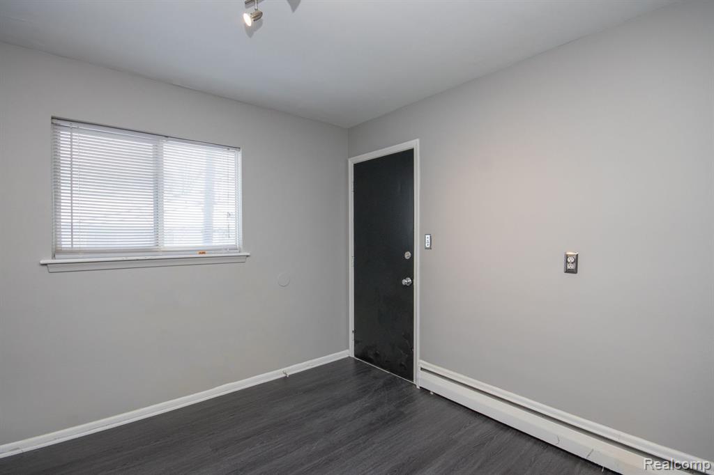 629 Maple Road, Clawson, MI — Photo 7