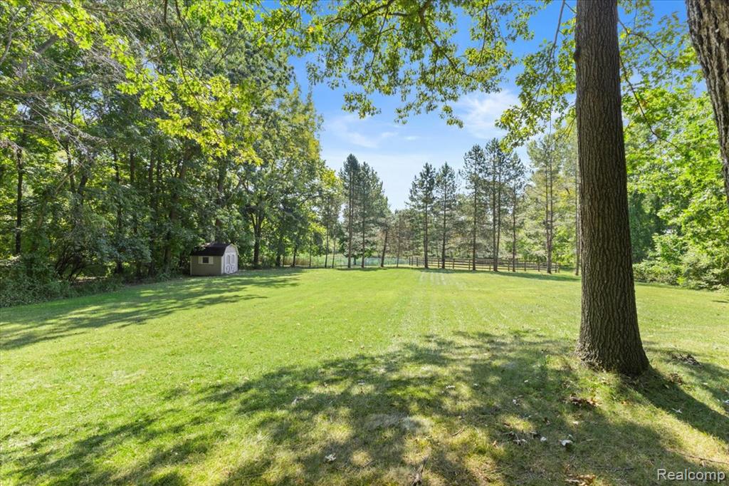 860 Galahad Drive, Ortonville, MI 48462 — Photo 66
