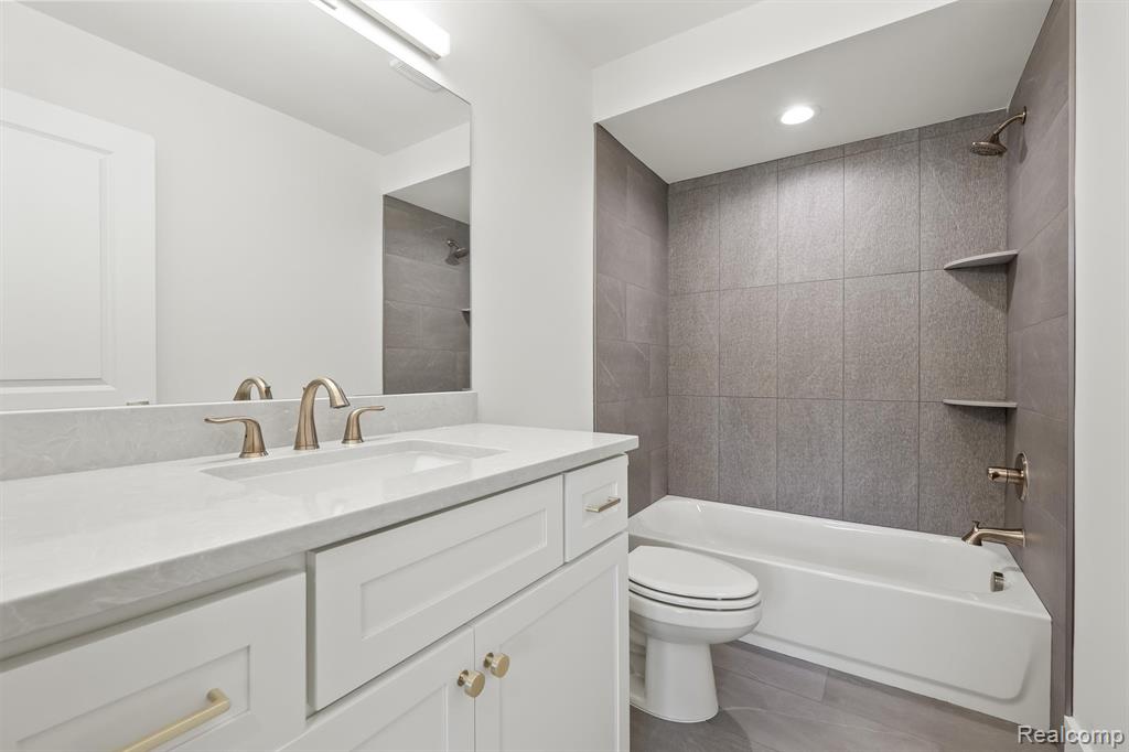 55240 Hanford Court, Shelby Twp, MI 48316 — Photo 23