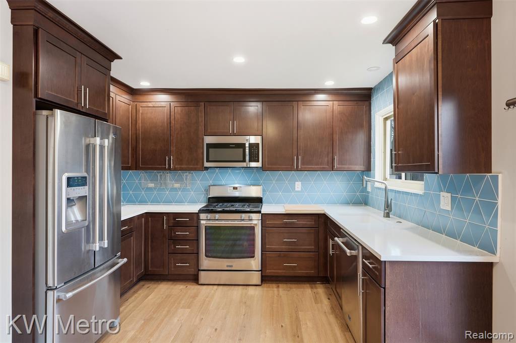 502 Girard Avenue, Royal Oak, MI 48073 — Photo 5