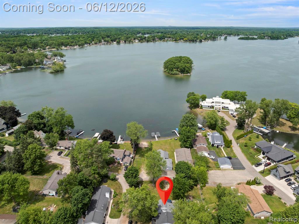 1808 Lombardy, Highland, MI 48356 — Photo 38