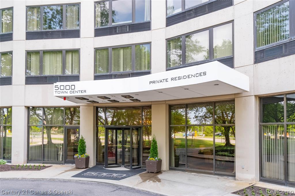 5000 Town Center, 1606, Southfield, MI 48075 — Photo 2