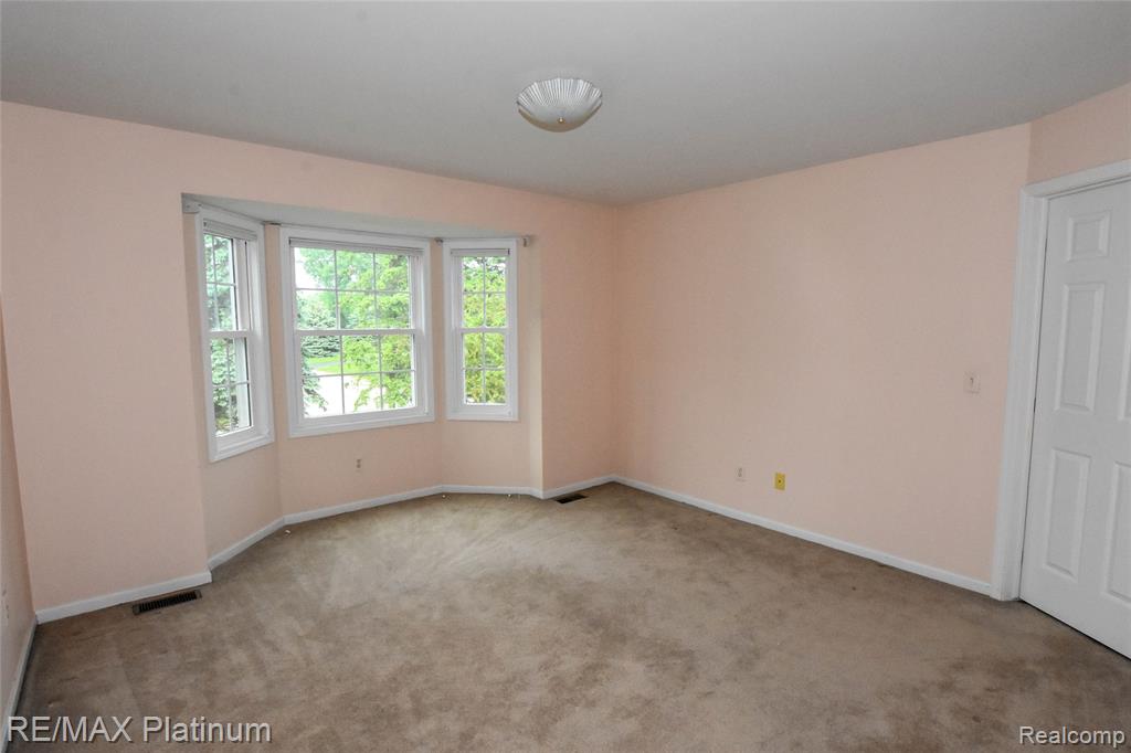 8342 ISLANDVIEW Court, Brighton, MI 48114 — Photo 41