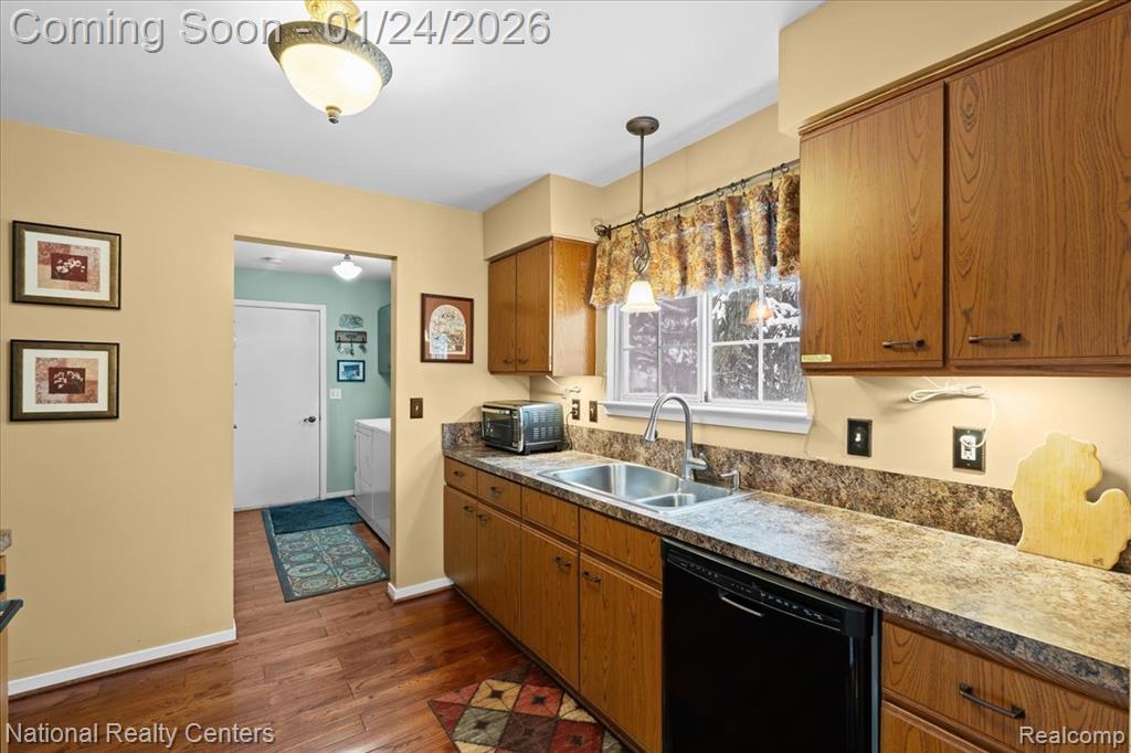 485 Winwood Circle, 115, Walled Lake, MI 48390 — Photo 20