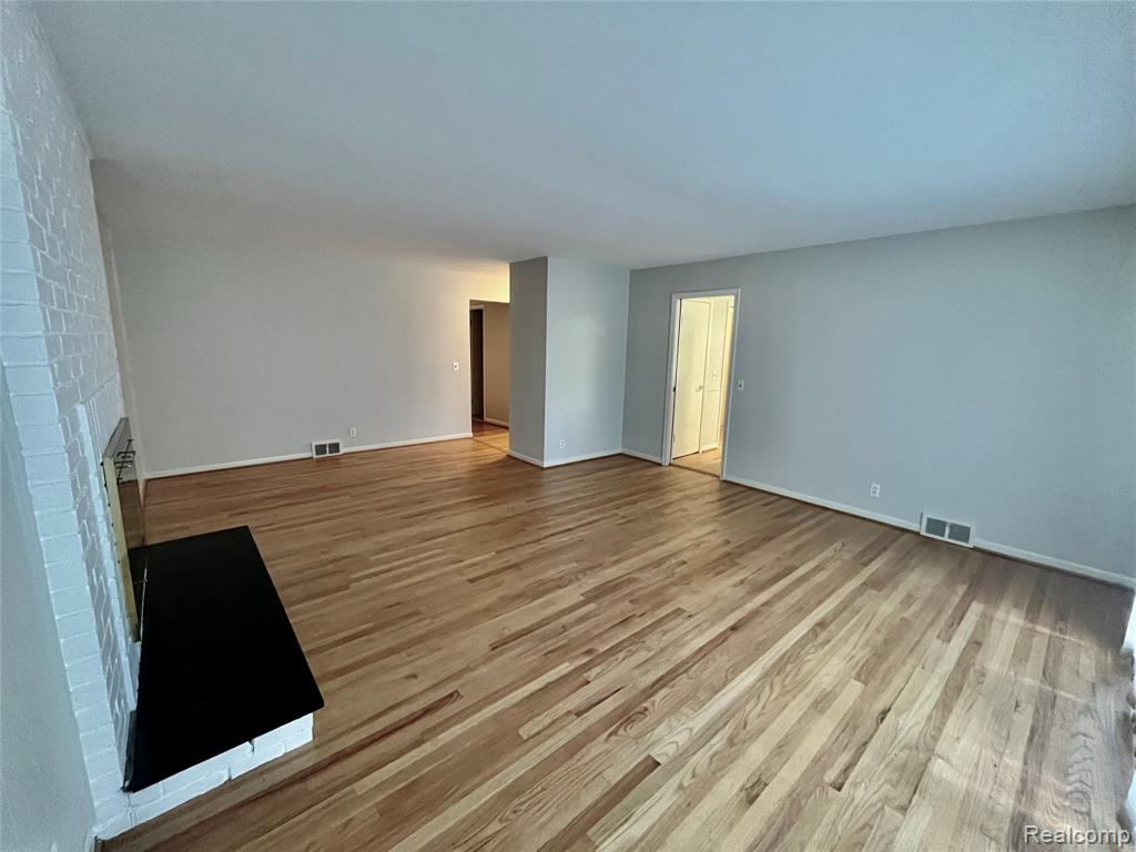 6901 WOODBANK Drive, Bloomfield Hills, MI — Photo 5