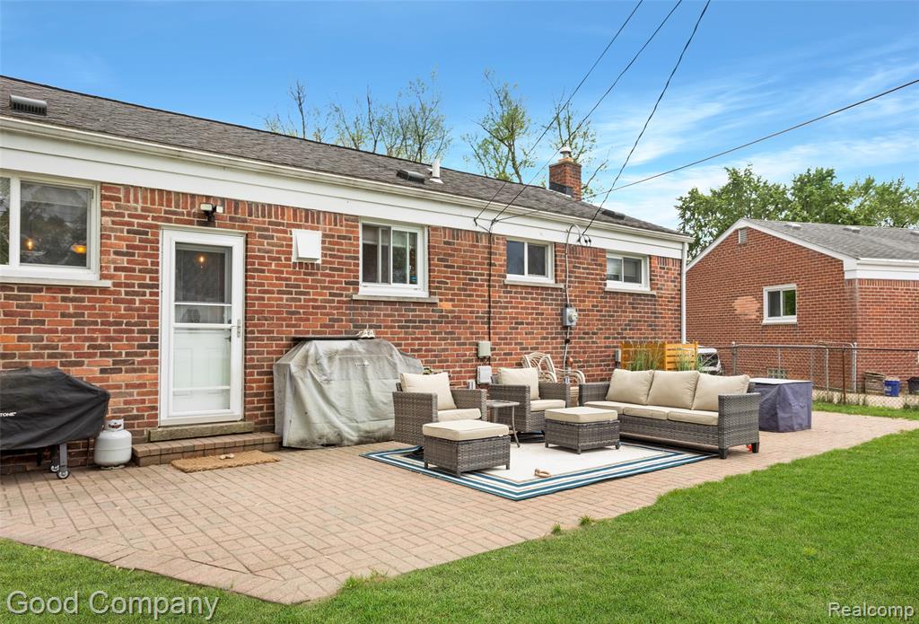 905 Parliament Avenue, Madison Heights, MI 48071 — Photo 25