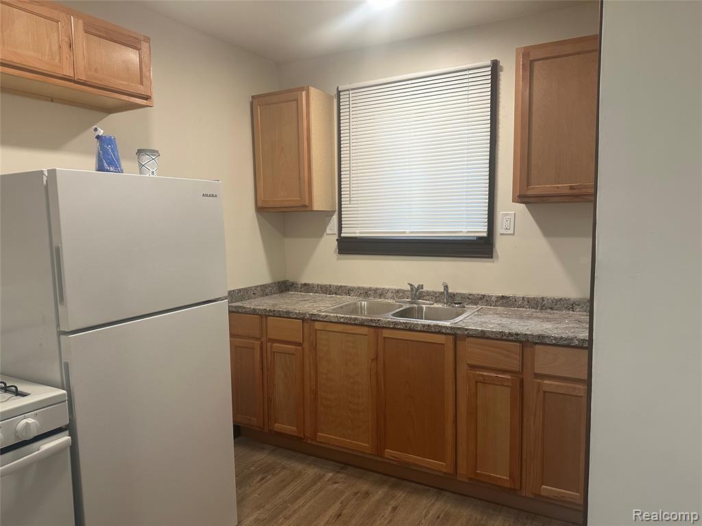 12561 Maiden Street, Detroit, MI 48213 — Photo 11