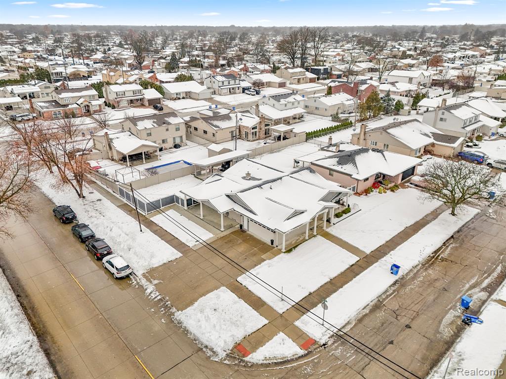 26611 Cecile Street, Dearborn Heights, MI 48127 — Photo 5