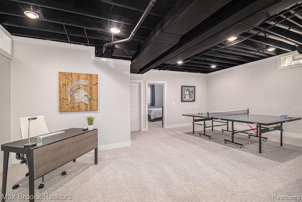 907 E 6TH Street, Royal Oak, MI 48067 — Photo 29
