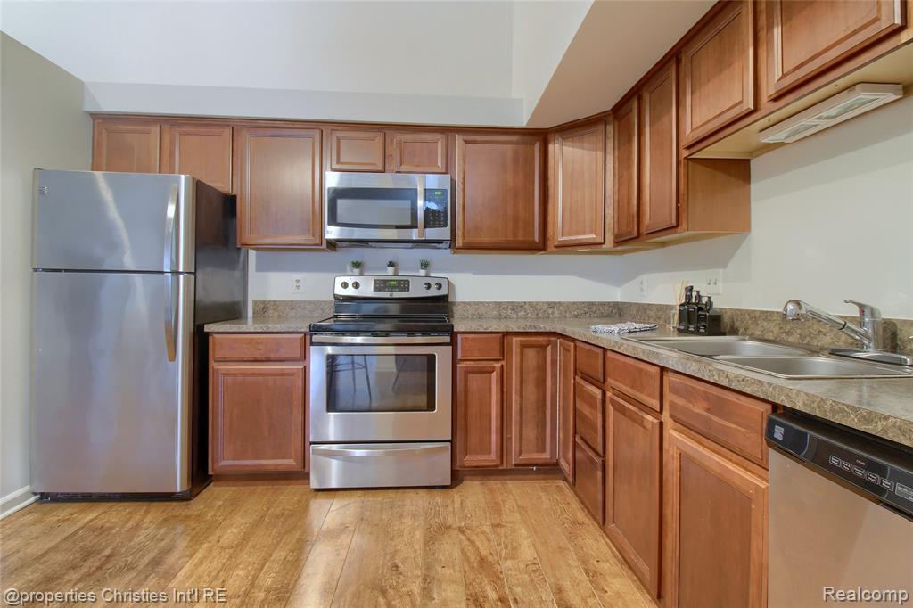 19586 Northridge Drive, Northville, MI 48167 — Photo 5