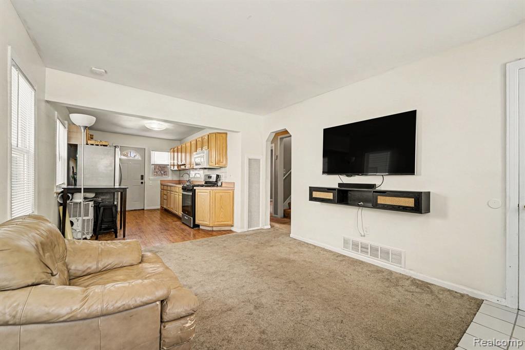 582 Nevada Avenue, Pontiac, MI 48341 — Photo 5