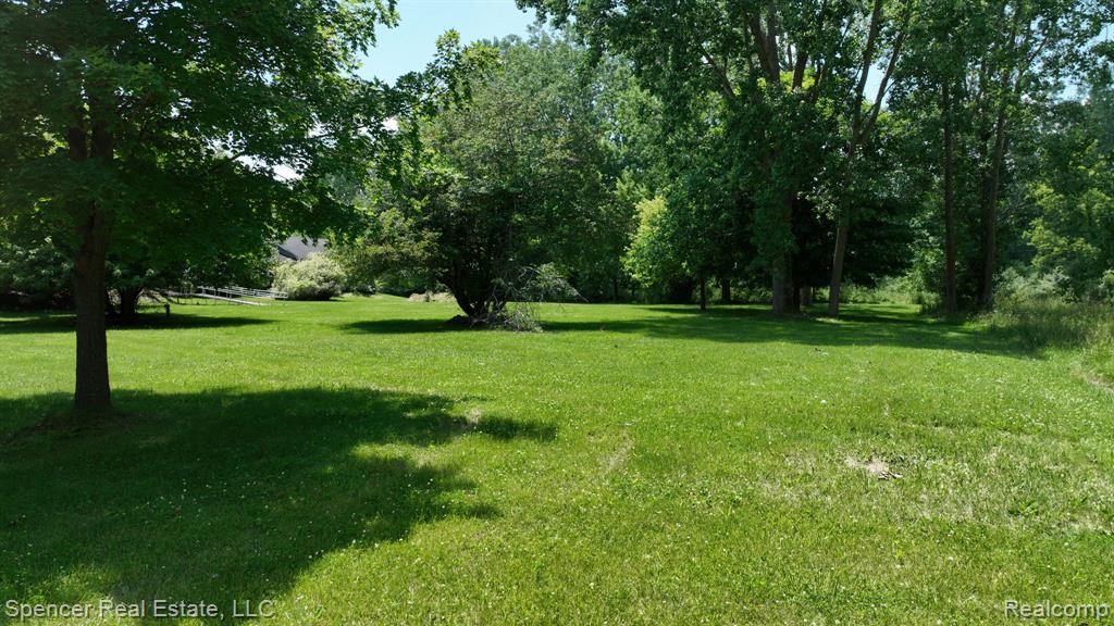 21500 33 Mile Road, Armada, MI — Photo 16