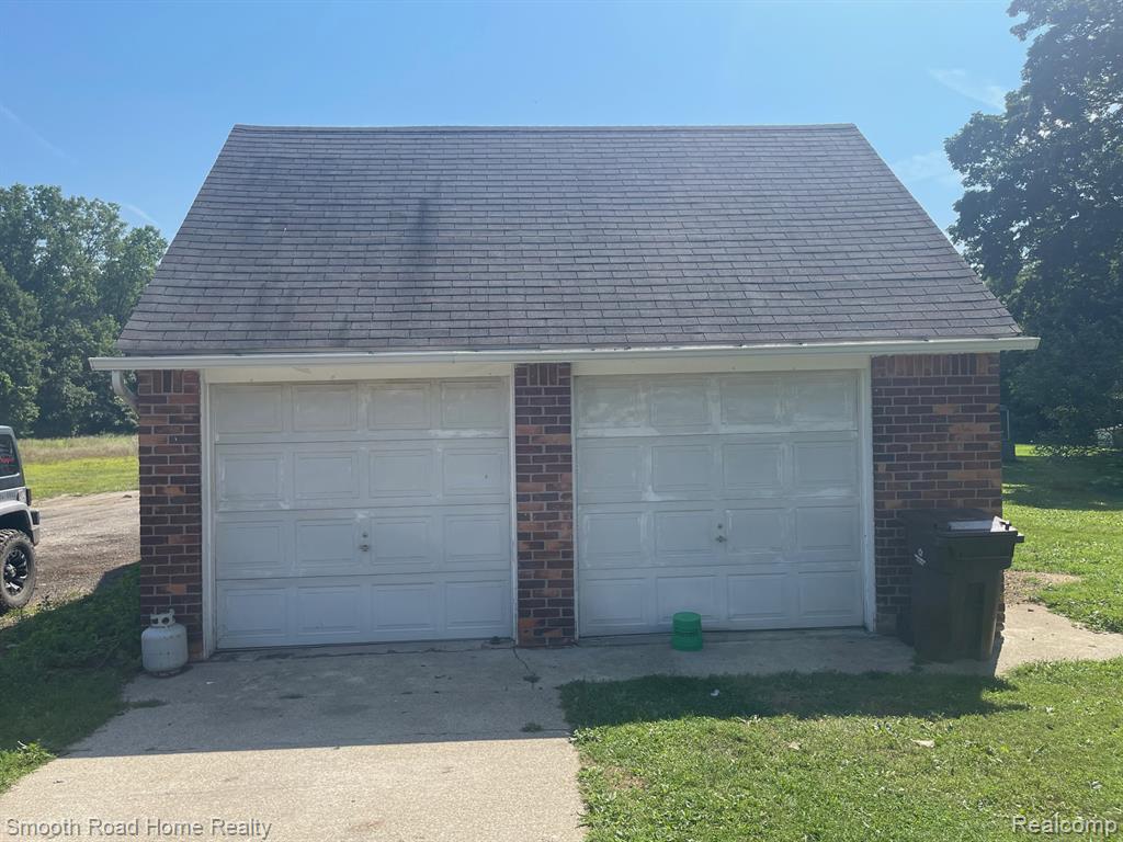 20375 Sumpter Road, Belleville, MI 48111 — Photo 12