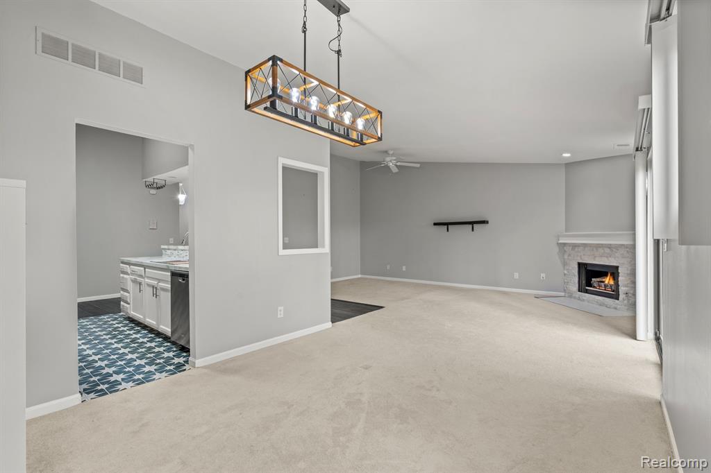 4921 OAK HILL Drive, Waterford, MI — Photo 14