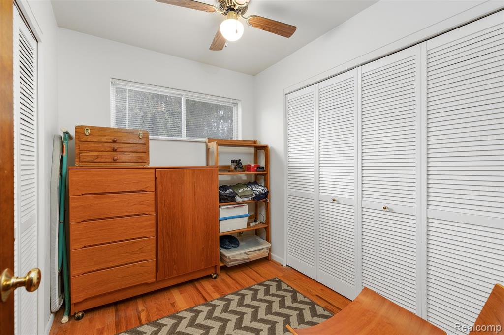 9801 Gibbs Road, Clarkston, MI 48348 — Photo 18