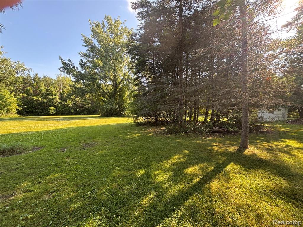 709 E Michigan Avenue E, Au Gres, MI 48703 — Photo 12