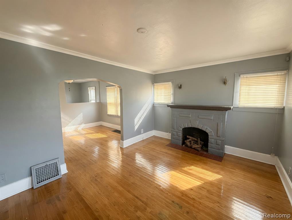614 E Marengo Avenue, Flint, MI 48505 — Photo 2