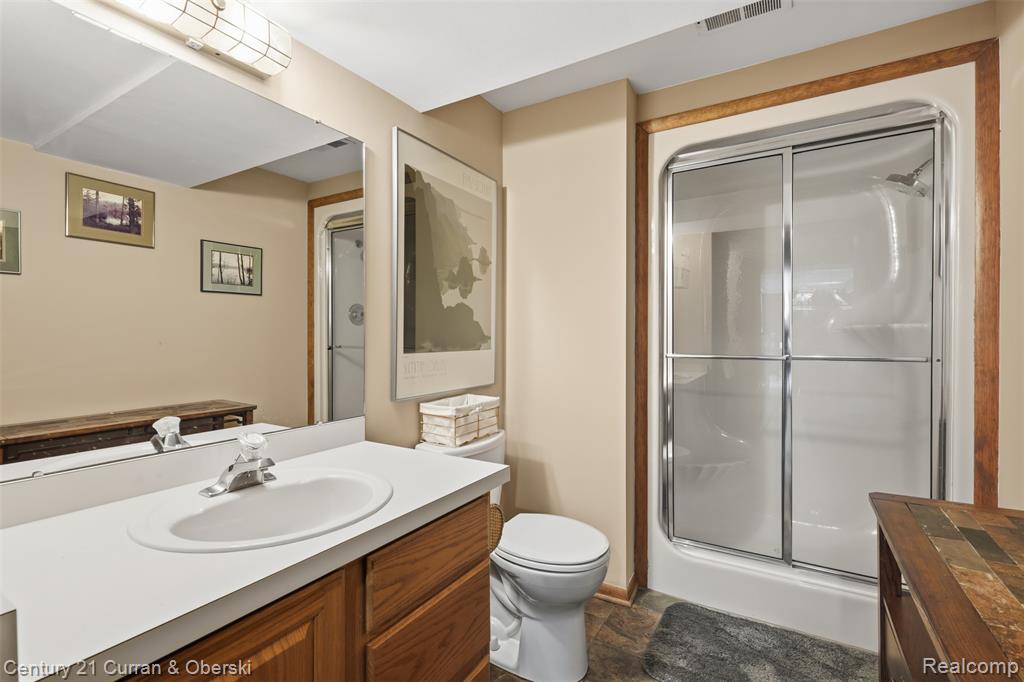 4233 Blain Island Road, Waterford, MI 48329 — Photo 41