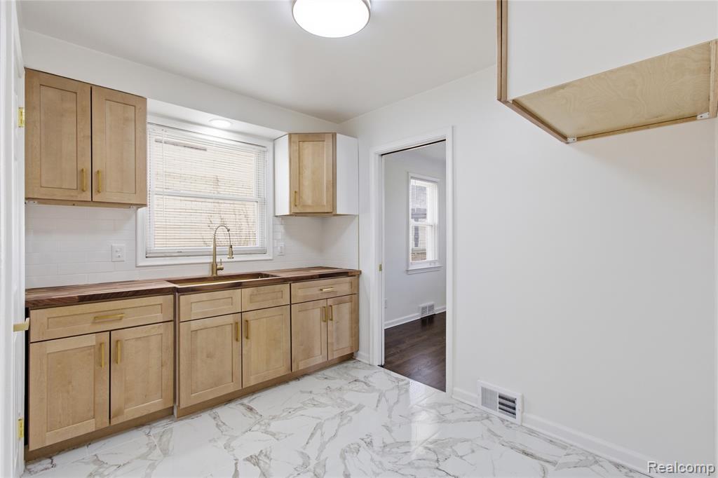 18645 Ardmore Street, Detroit, MI 48235 — Photo 8