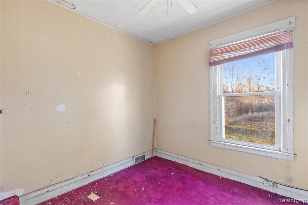 5049 Pennsylvania Street, Detroit, MI 48213 — Photo 14