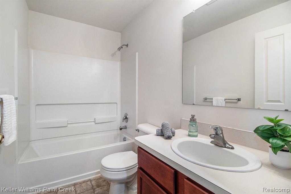 4041 Radcliff Drive, Canton, MI 48188 — Photo 14
