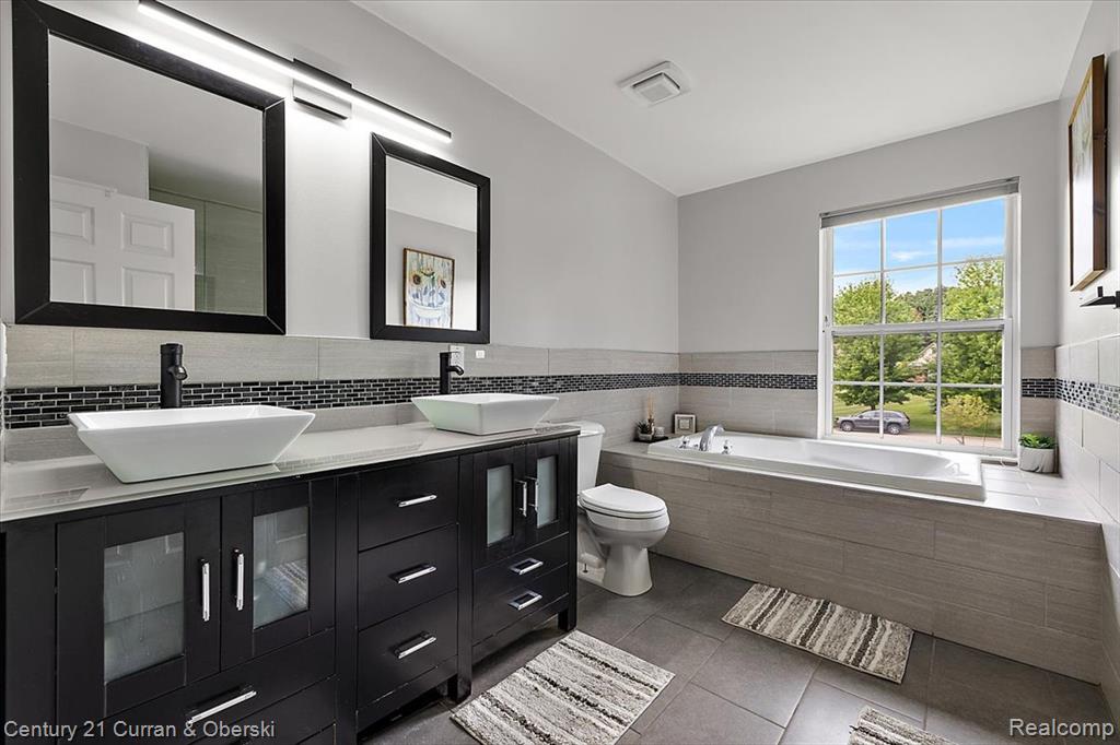 4617 S Quarry Creek, White Lake, MI 48383 — Photo 36