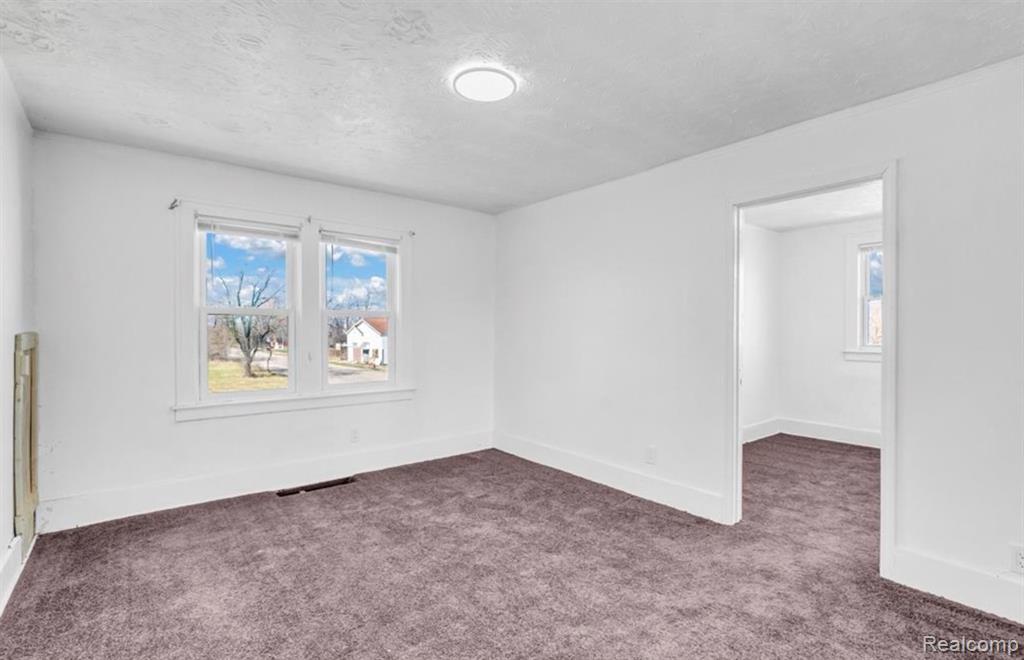 5573 Montclair Street, Detroit, MI 48213 — Photo 27