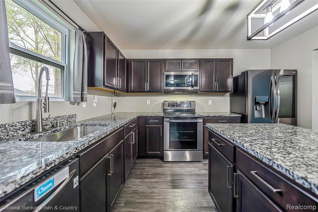 1140 Autumn Park Trail, Howell, MI 48843 — Photo 13