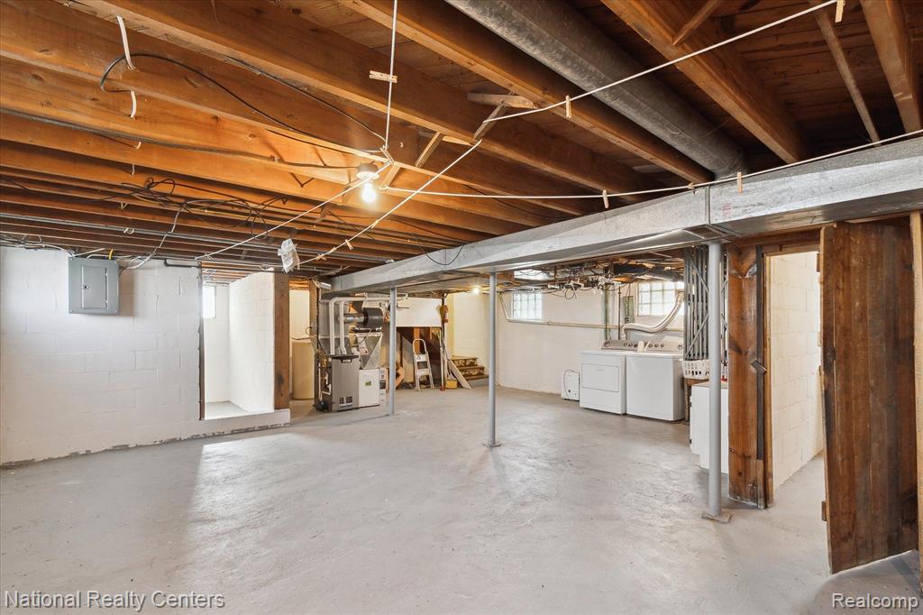 4955 WEBER Street, MI — Photo 30