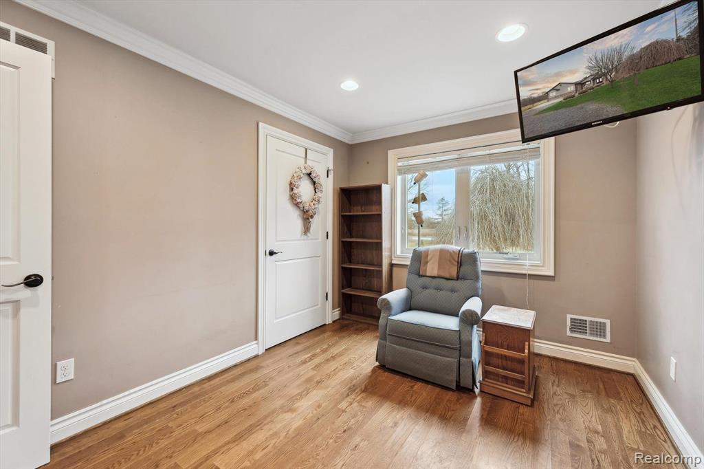 56565 10 MILE Road, South Lyon, MI 48178 — Photo 21
