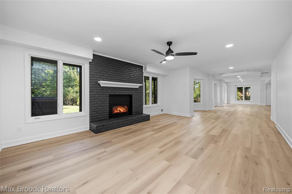 7219 Oakwood Drive, West Bloomfield, MI — Photo 46