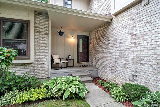 405 Forest Drive, Brighton, MI 48116 — Photo 4