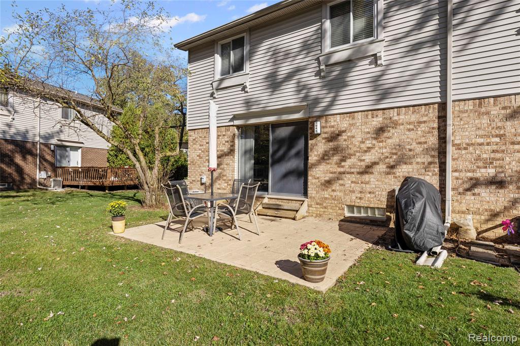 1945 W Franklin Drive, Canton, MI 48187 — Photo 34