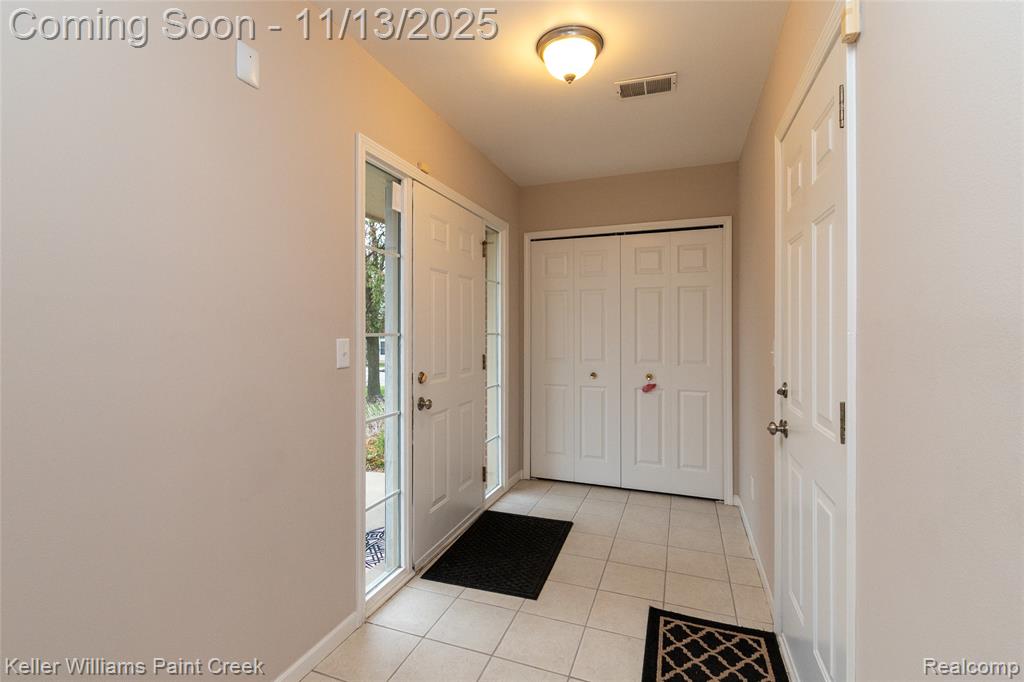 1848 Flagstone Circle, Rochester, MI 48307 — Photo 5