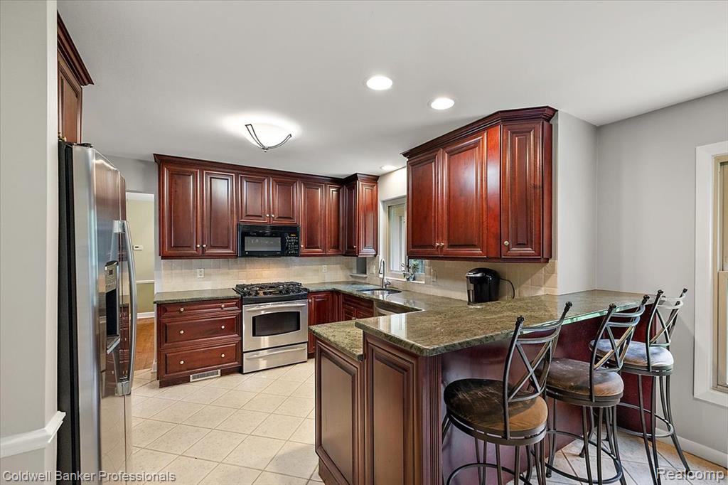 31307 Sleepy Hollow Lane, Franklin, MI 48025 — Photo 29