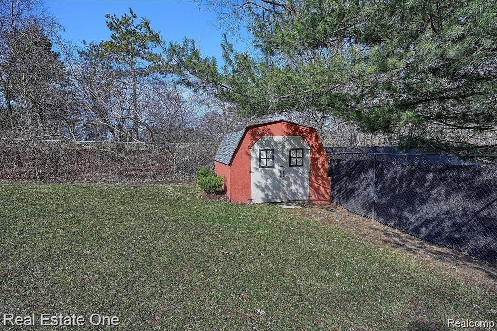 4781 PARVIEW Drive, Clarkston, MI — Photo 43