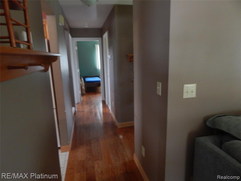 2025 W Rose Center Road, Holly, MI 48442 — Photo 51