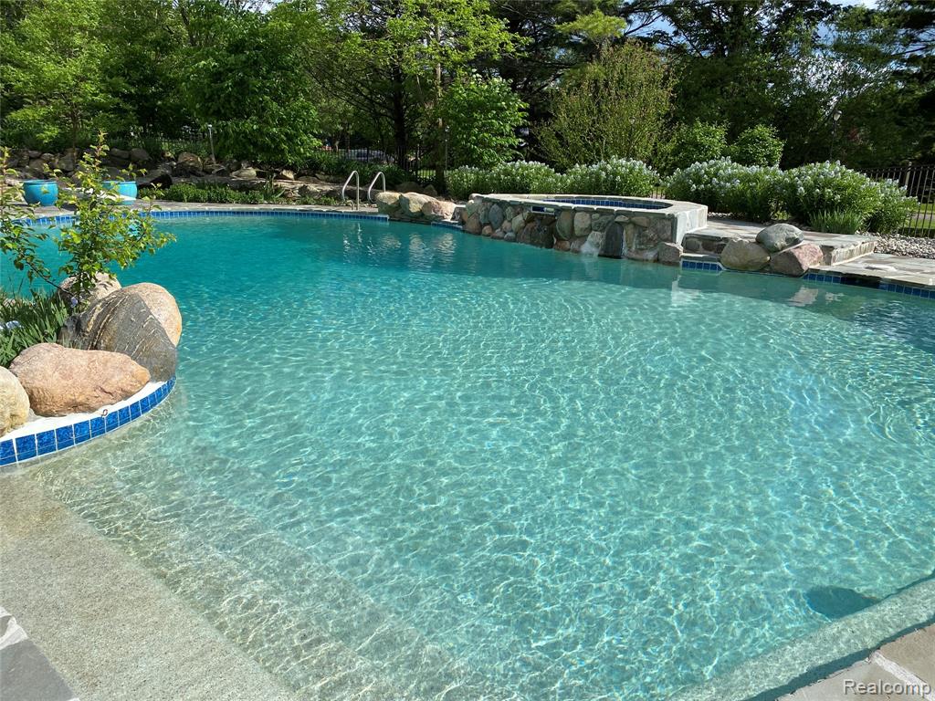 841 OLD MILFORD FARMS, Milford, MI 48381 — Photo 45