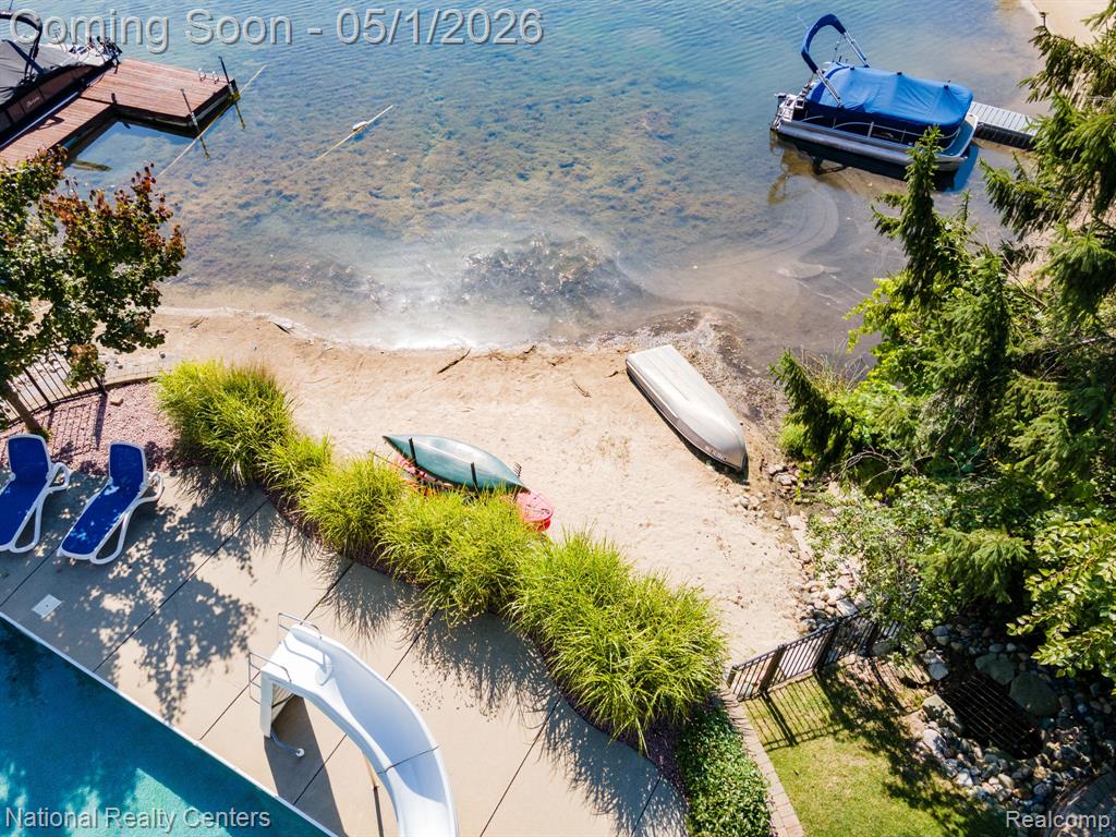 542 Bay Pointe Drive, Oxford, MI 48371 — Photo 46