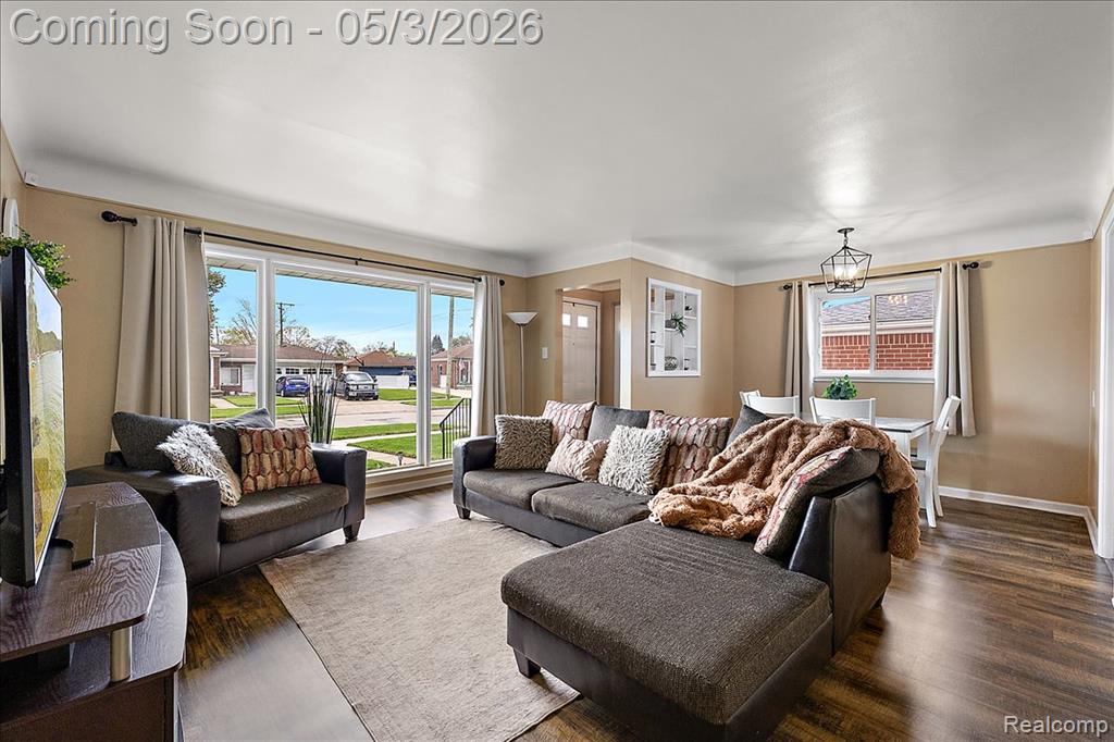 18241 Airport, Fraser, MI 48026 — Photo 14