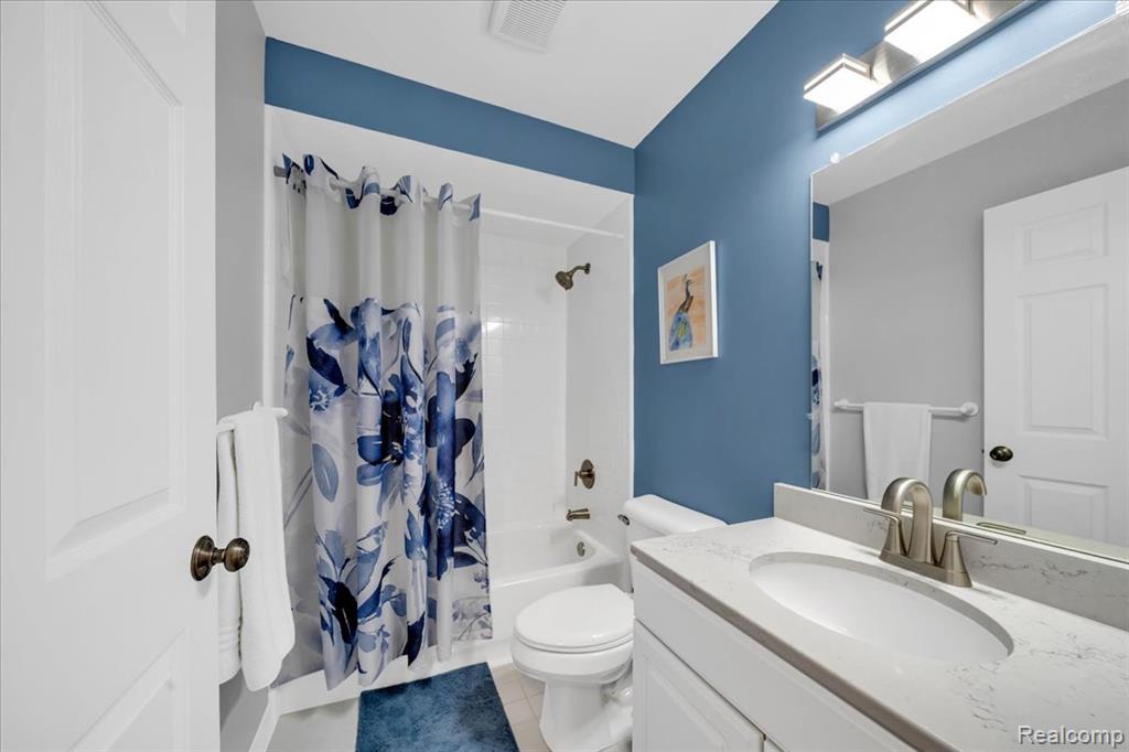 5365 Seminole Court, Commerce Twp, MI 48382 — Photo 28