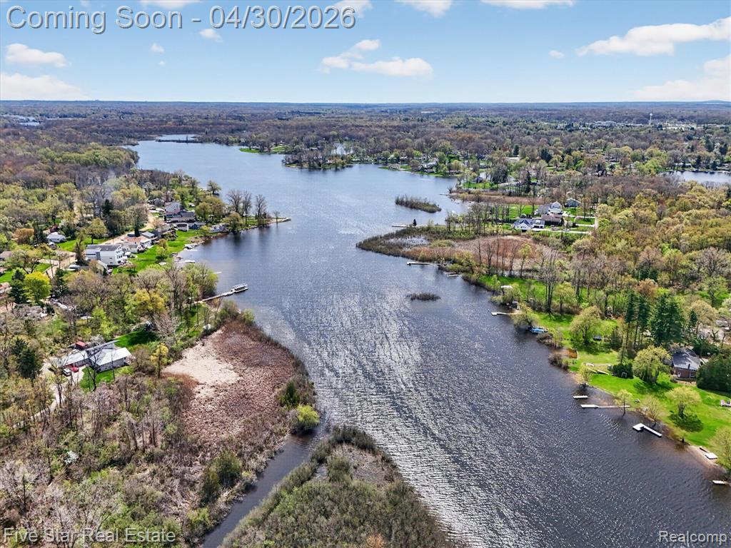 630 Sunset, White Lake, MI 48383 — Photo 69
