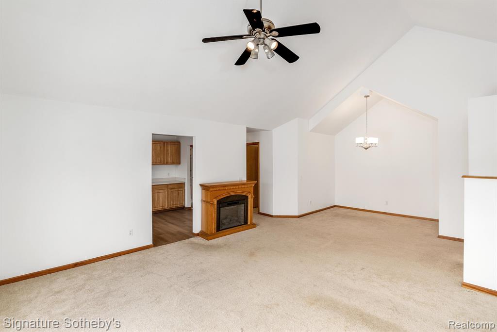 359 MARIGOLD Circle, Westland, MI — Photo 3