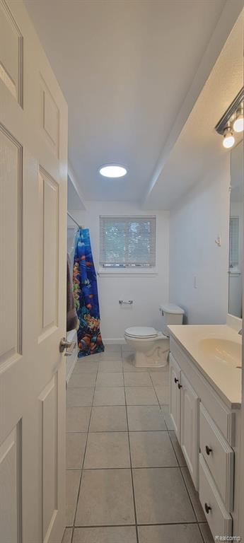 568 E DALLAS Avenue, Madison Heights, MI 48071 — Photo 12
