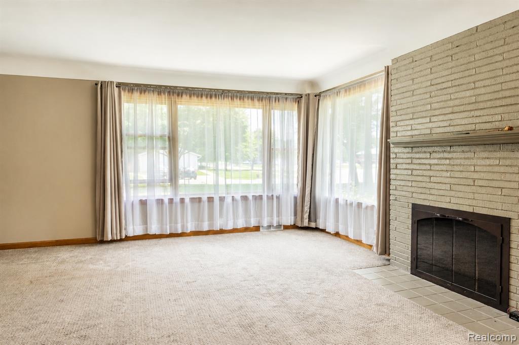 215 White Street, Imlay City, MI 48444 — Photo 5