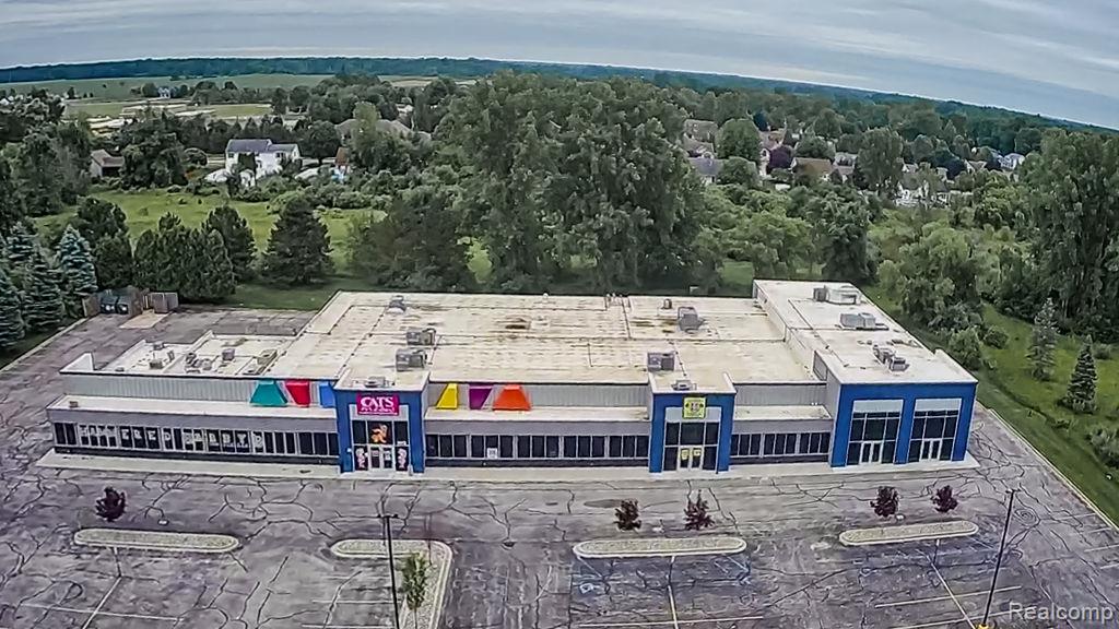 8845 Gratiot Road, Saginaw, MI, 48609